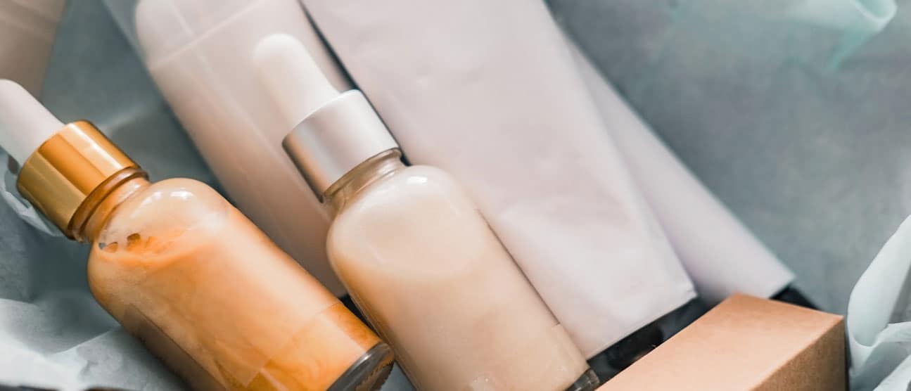 How To Design Cosmetic Packaging (+Examples)