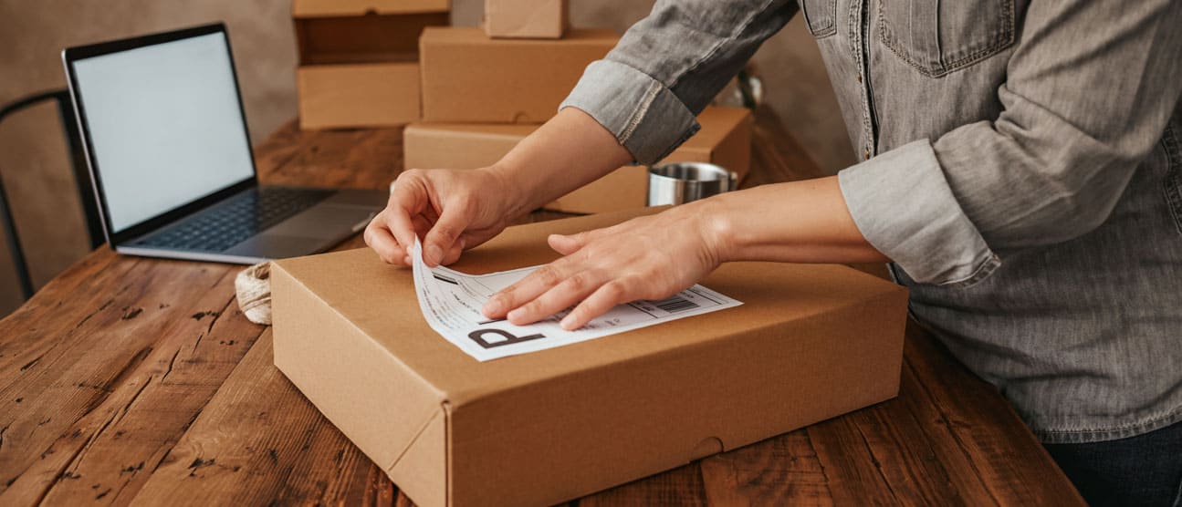 CBD Oil Shipping Guide: How and Where Can You Legally Ship CBD?